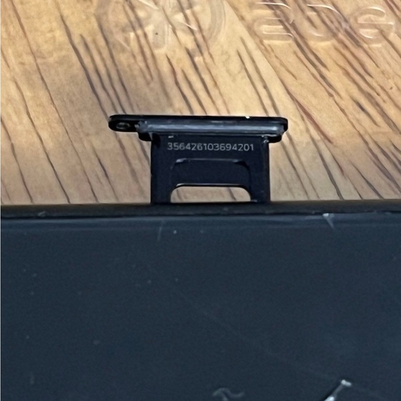 iPhone XR Black No Power Sold As Is Read - Picture 2 of 4